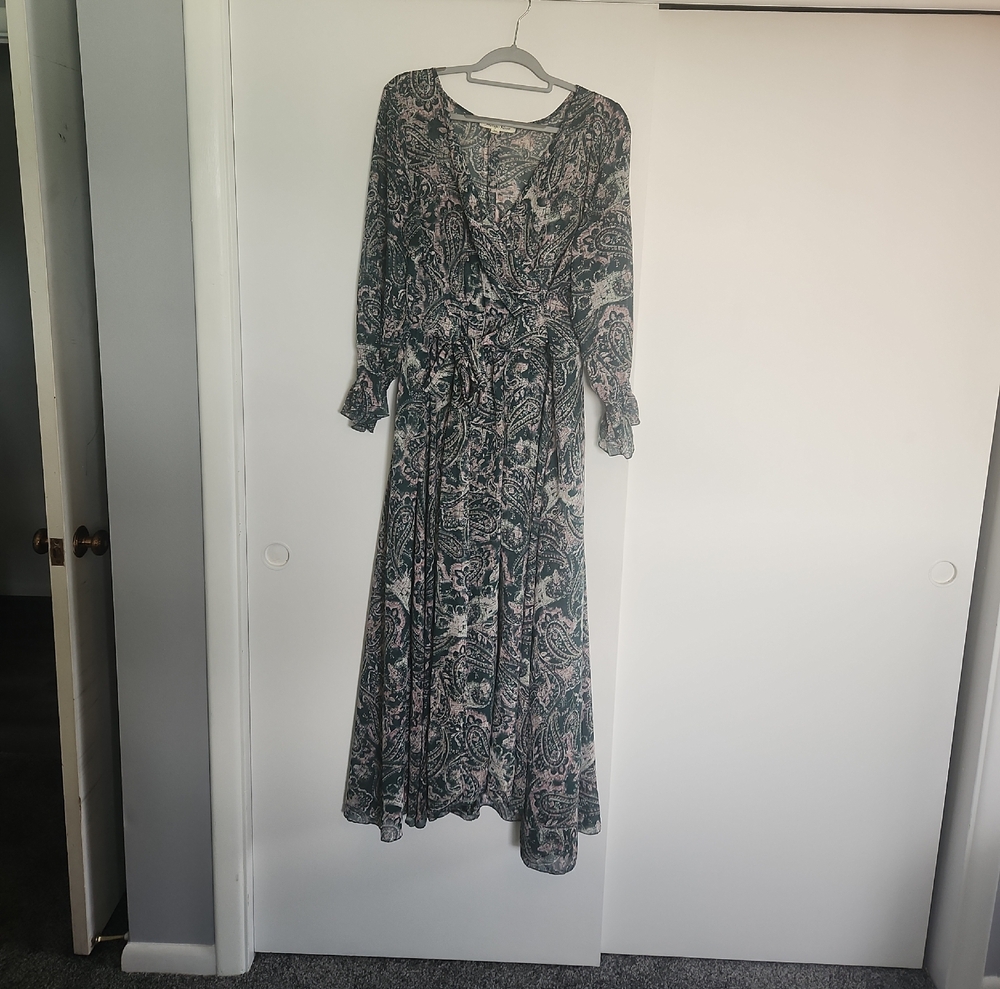 Elegant Paisley Long Sleeve Maxi Dress